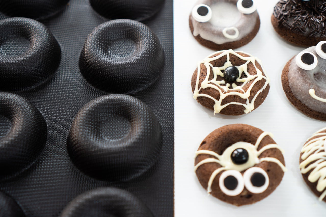 Bahan & Alat - Halloween Chocolate Baked Donuts